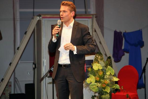 2015-12-02 17-28-35.JPG